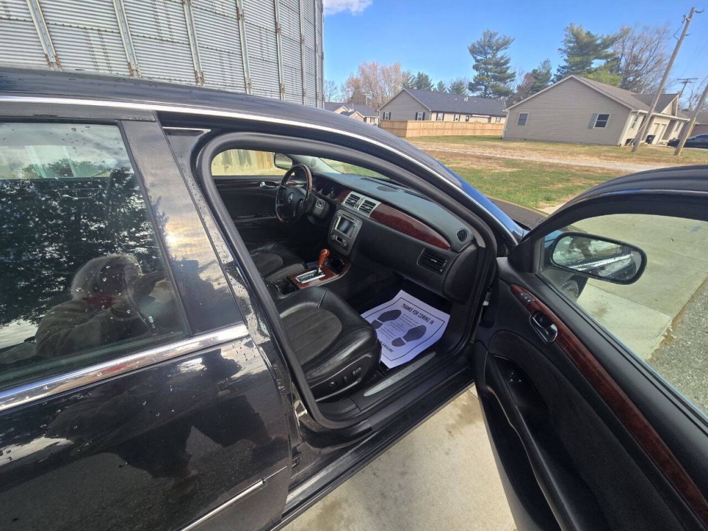 2009 Buick Lucerne Image 10