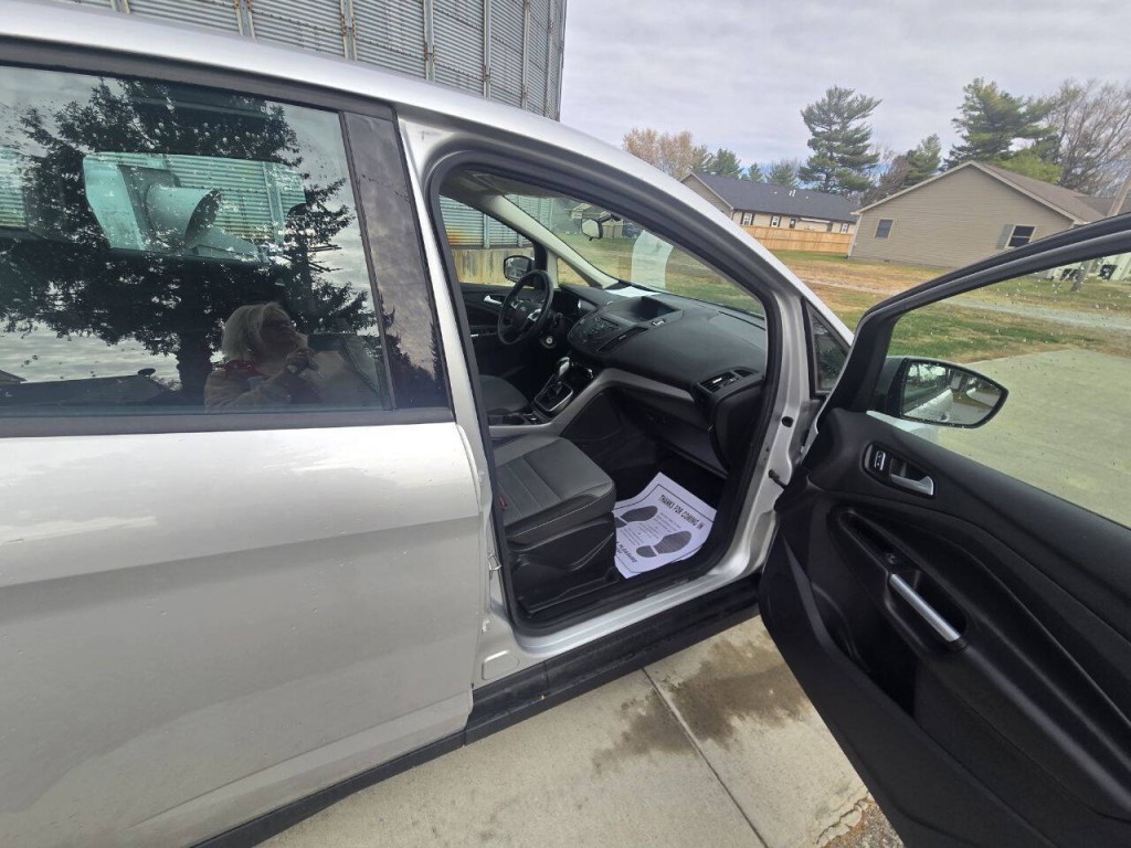 2014 Ford C-Max Image 10