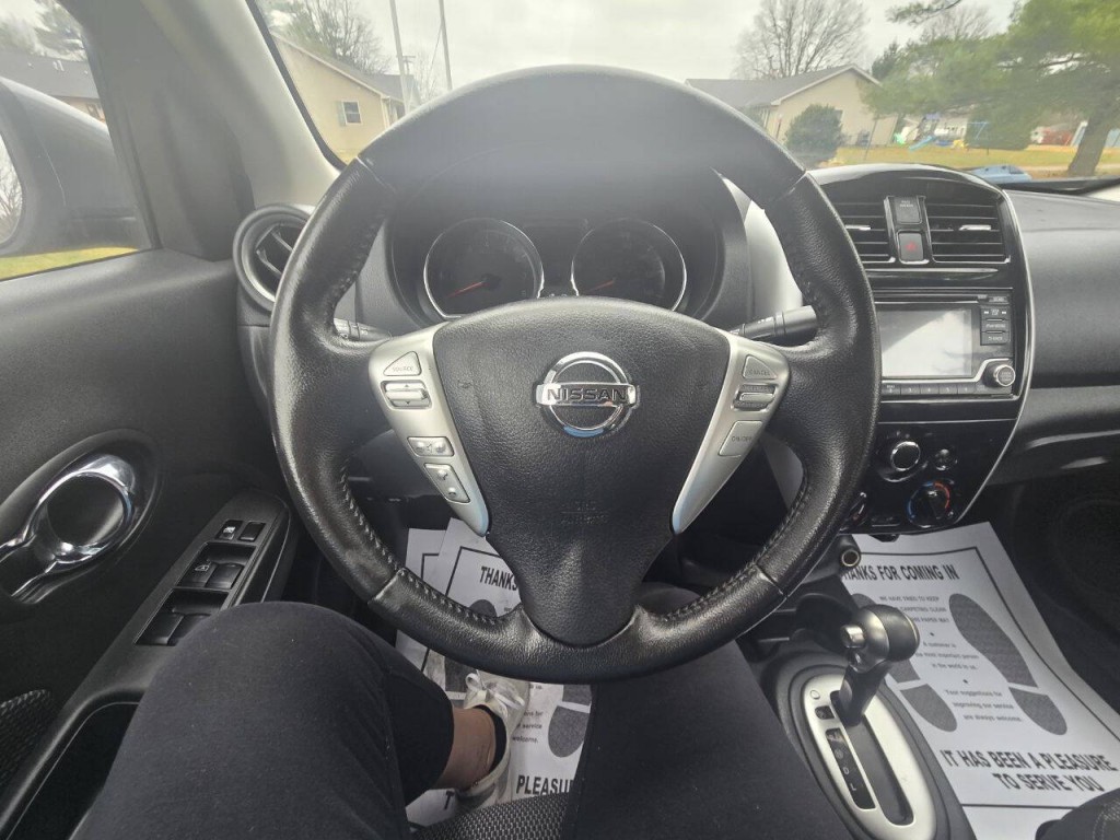 2018 Nissan Versa Image 15