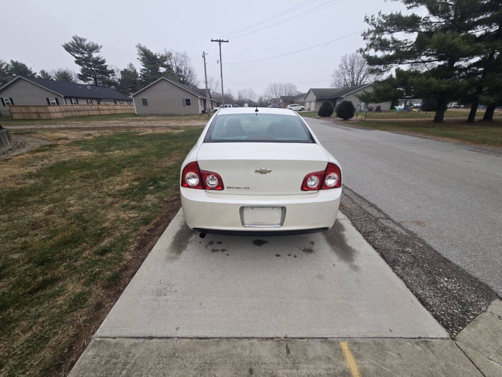 2010 Chevrolet Malibu Image 7
