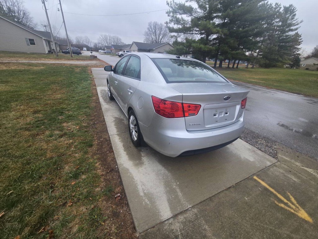 2013 Kia Forte Image 8