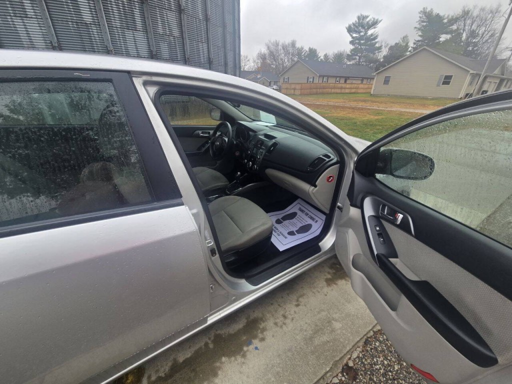 2013 Kia Forte Image 10