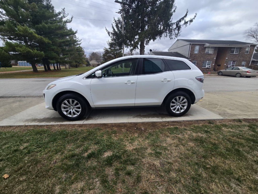 2011 Mazda CX-7 Image 2
