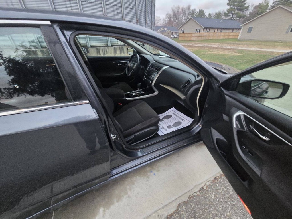 2013 Nissan Altima Image 12