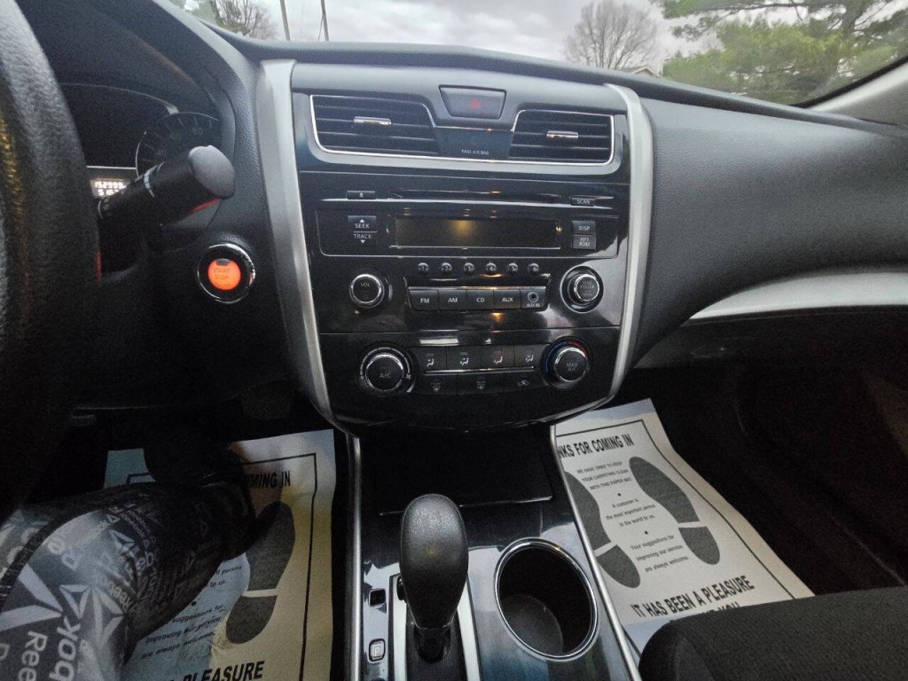 2013 Nissan Altima Image 15