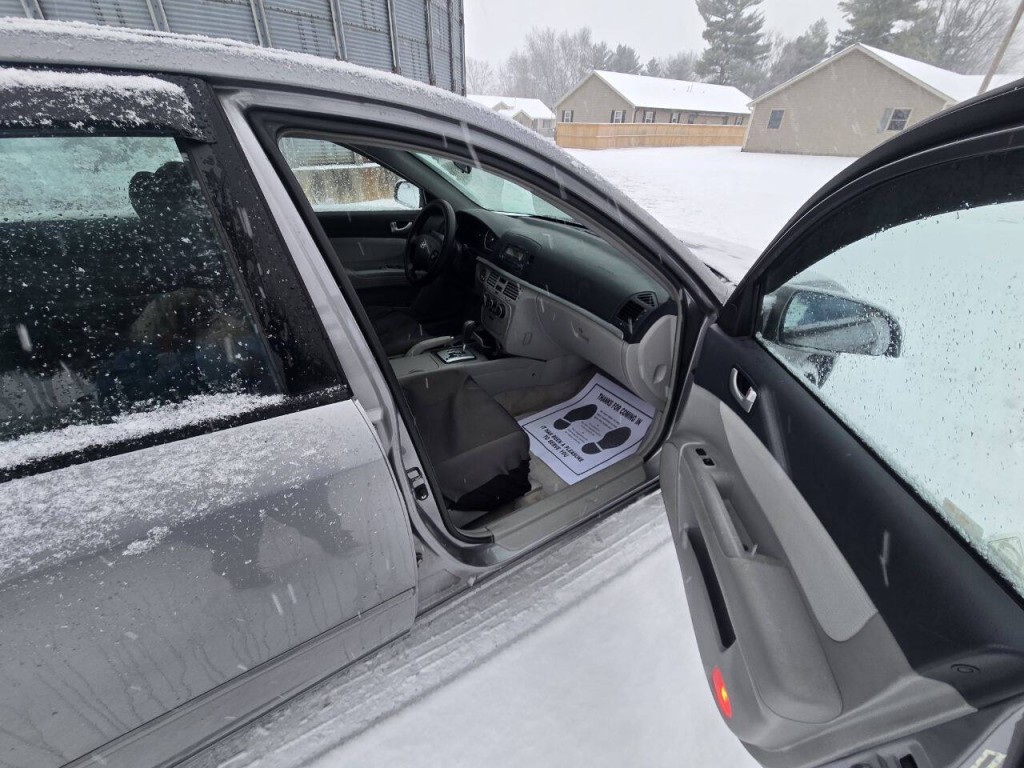 2008 Hyundai Sonata Image 10