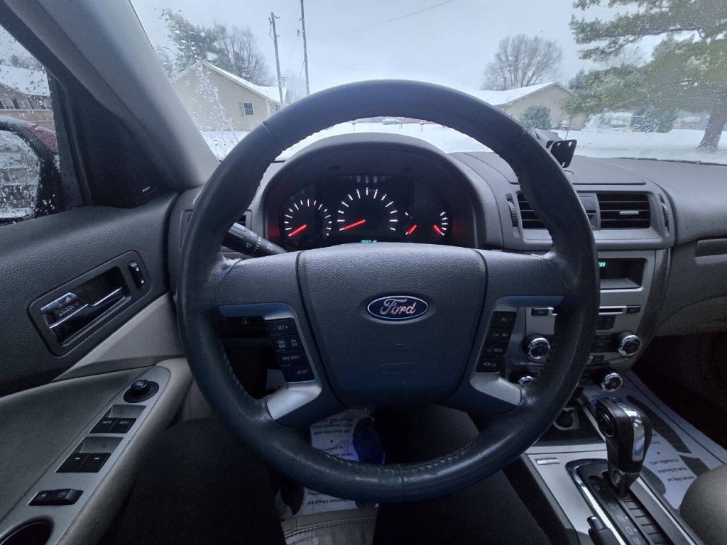2012 Ford Fusion Image 15