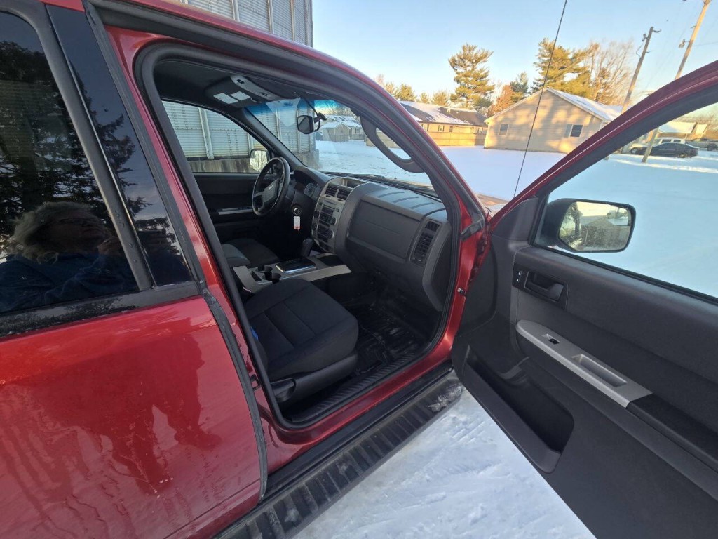 2012 Ford Escape Image 10