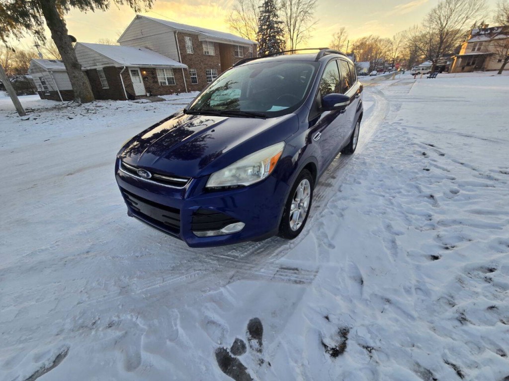 2013 Ford Escape Image 2