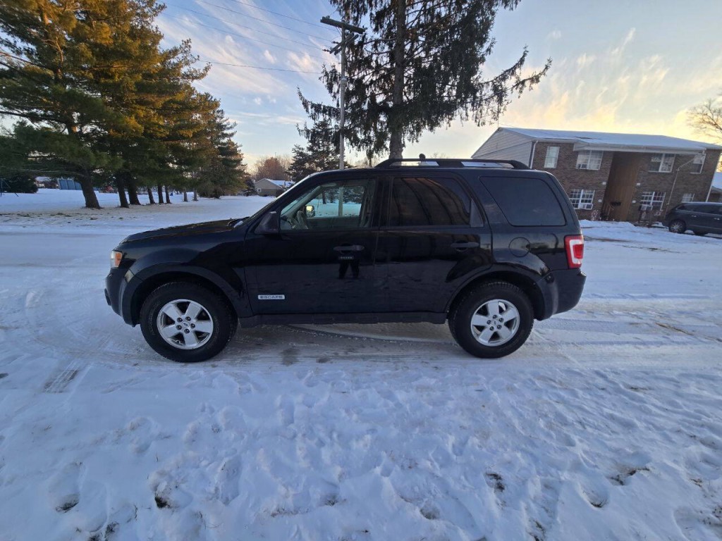 2008 Ford Escape Image 2