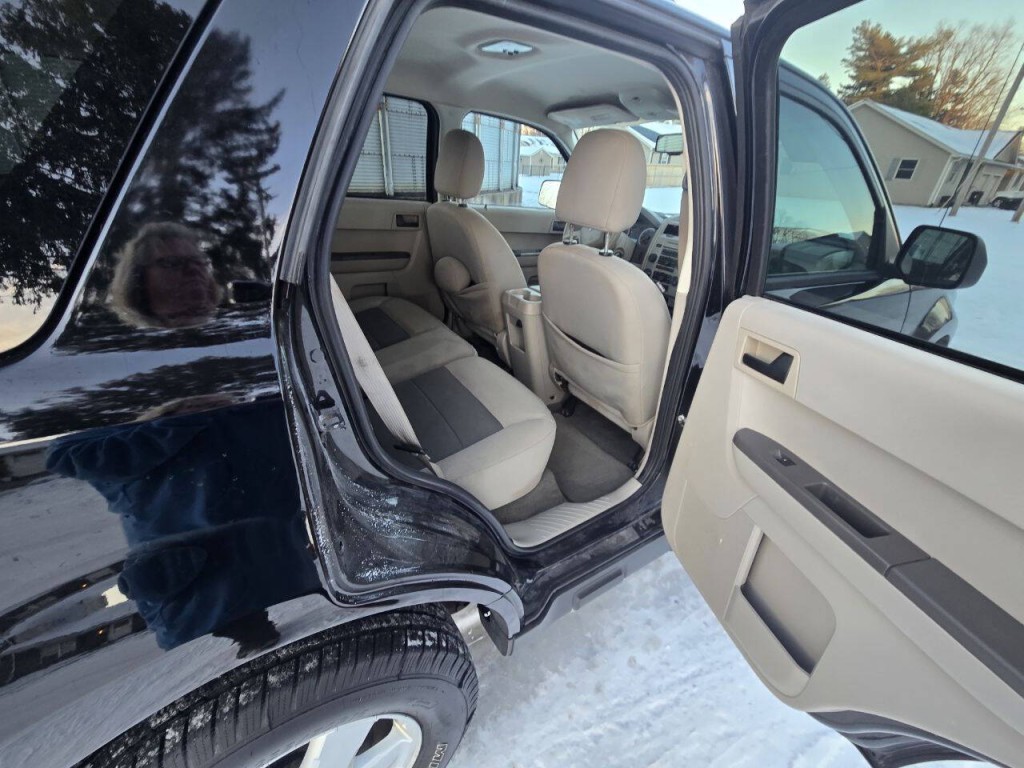 2008 Ford Escape Image 11