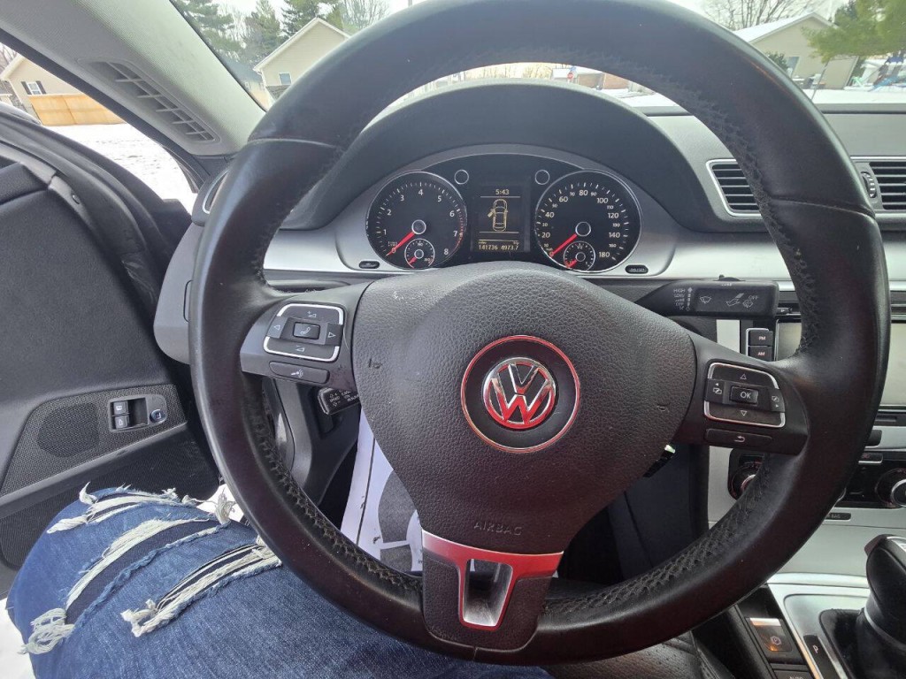 2012 Volkswagen CC Image 14