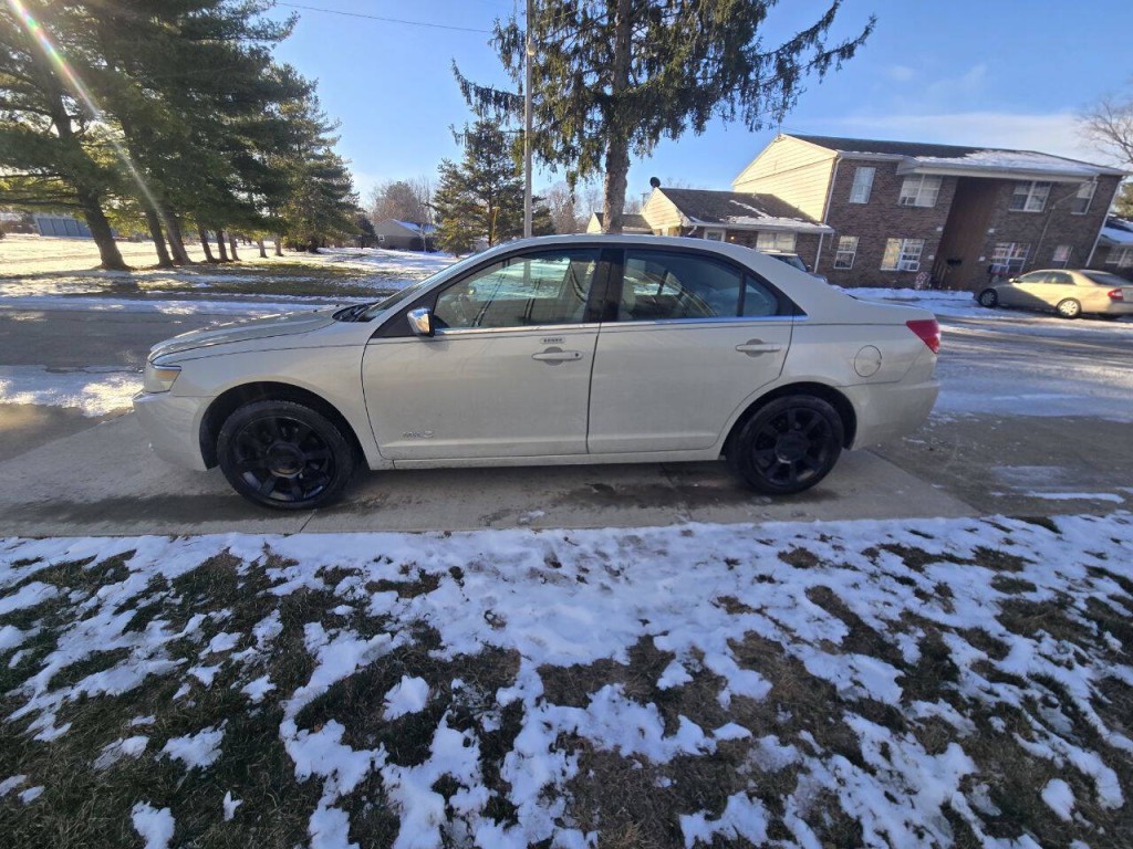 2007 Lincoln MKZ Image 2