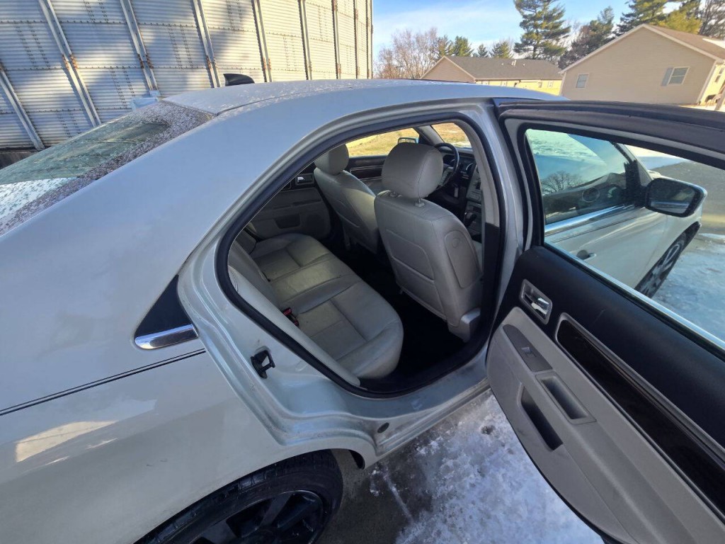 2007 Lincoln MKZ Image 11