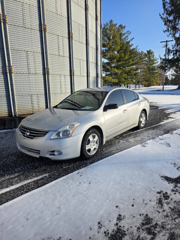 2012 Nissan Altima Image 2