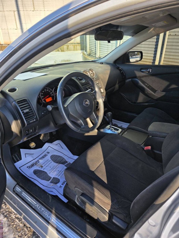 2012 Nissan Altima Image 8