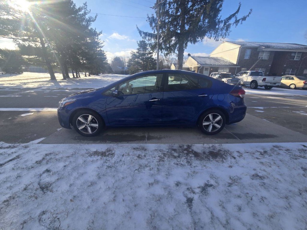 2018 Kia Forte Image 2