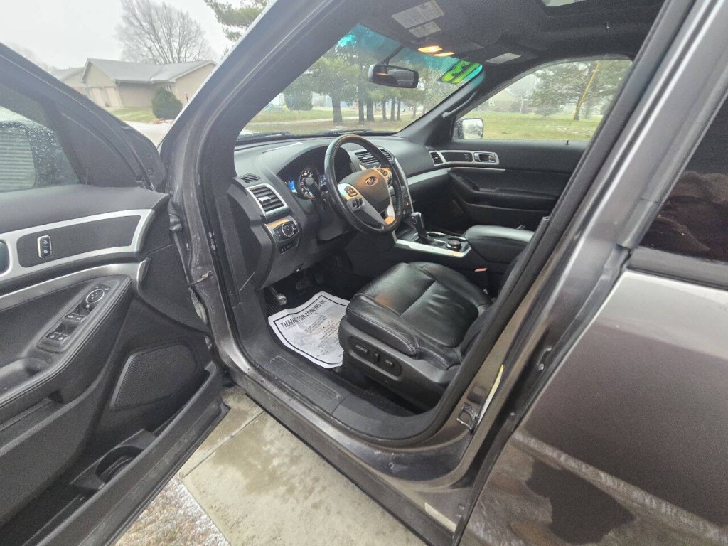 2013 Ford Explorer Image 11