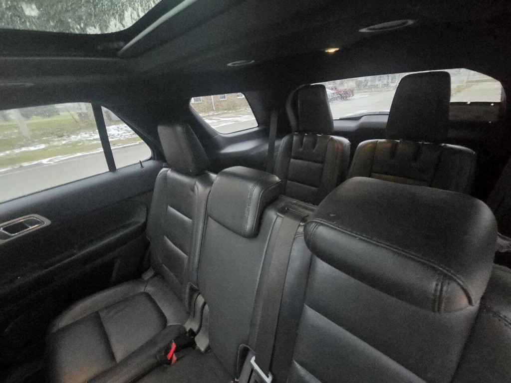 2013 Ford Explorer Image 15