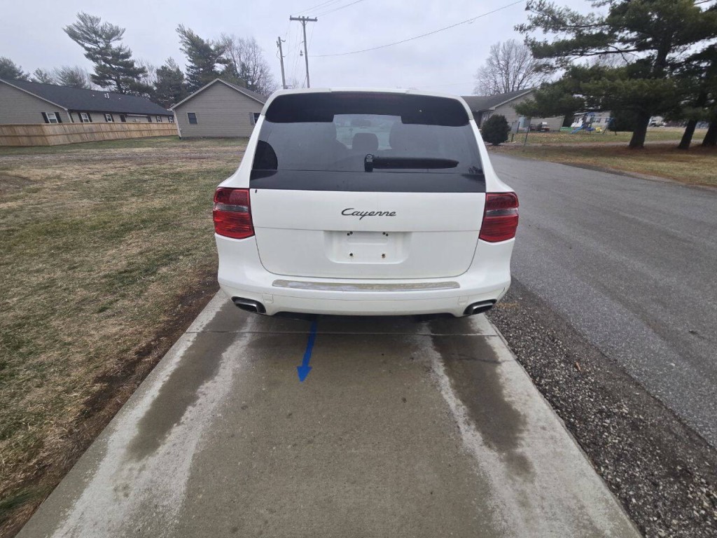 2008 Porsche Cayenne Image 8