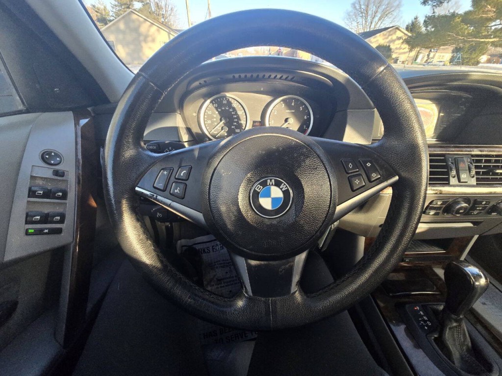 2007 BMW 5 Series Image 15