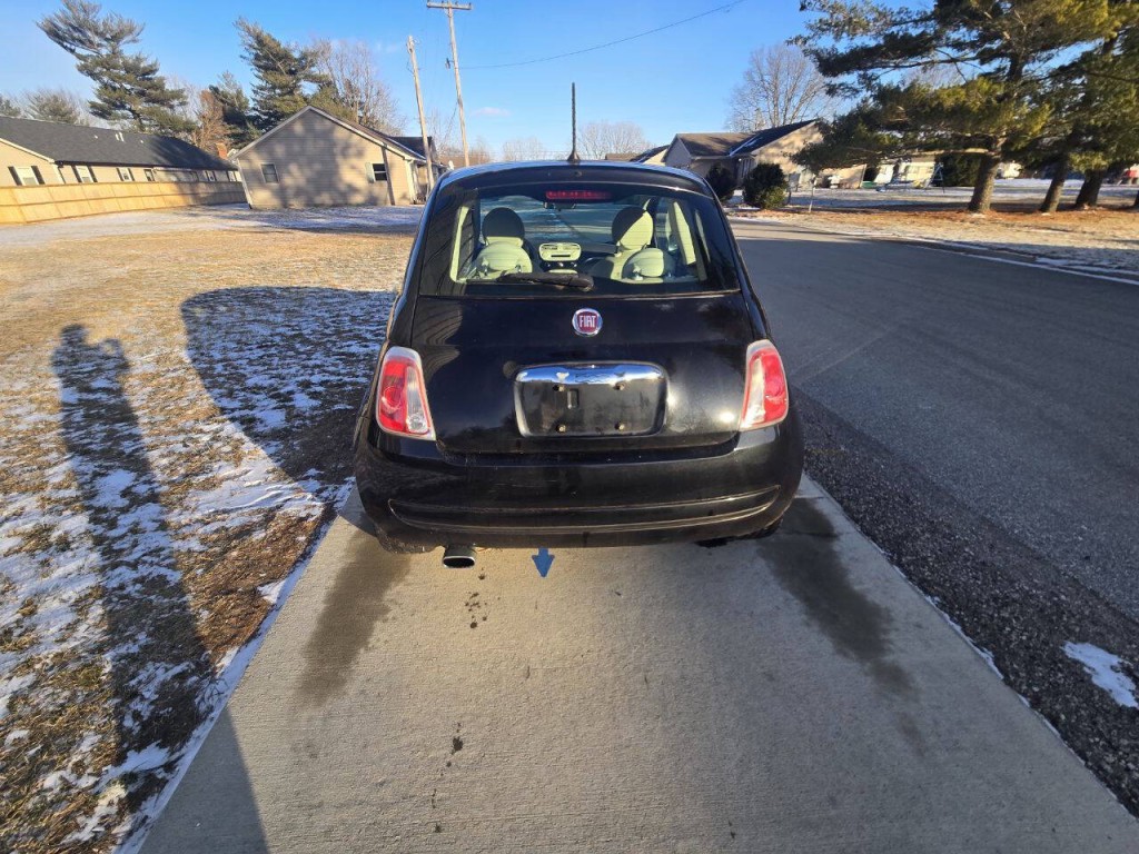 2012 FIAT 500 Image 8