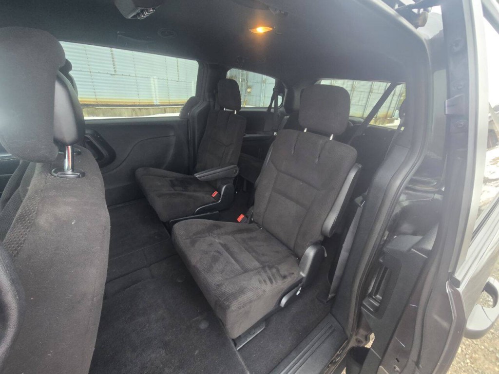 2014 Dodge Grand Caravan Image 12