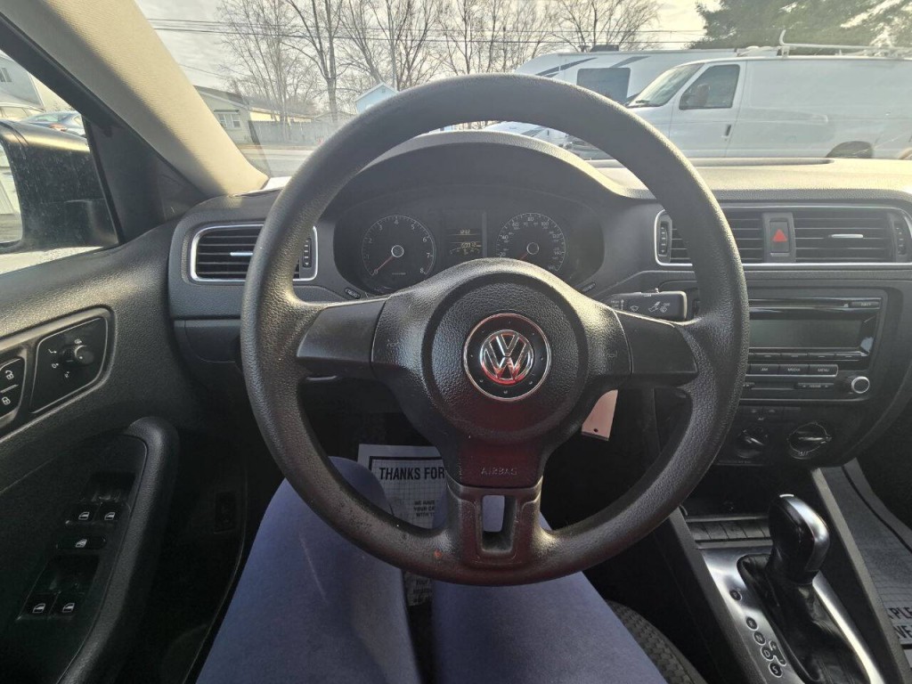 2013 Volkswagen Jetta Image 14