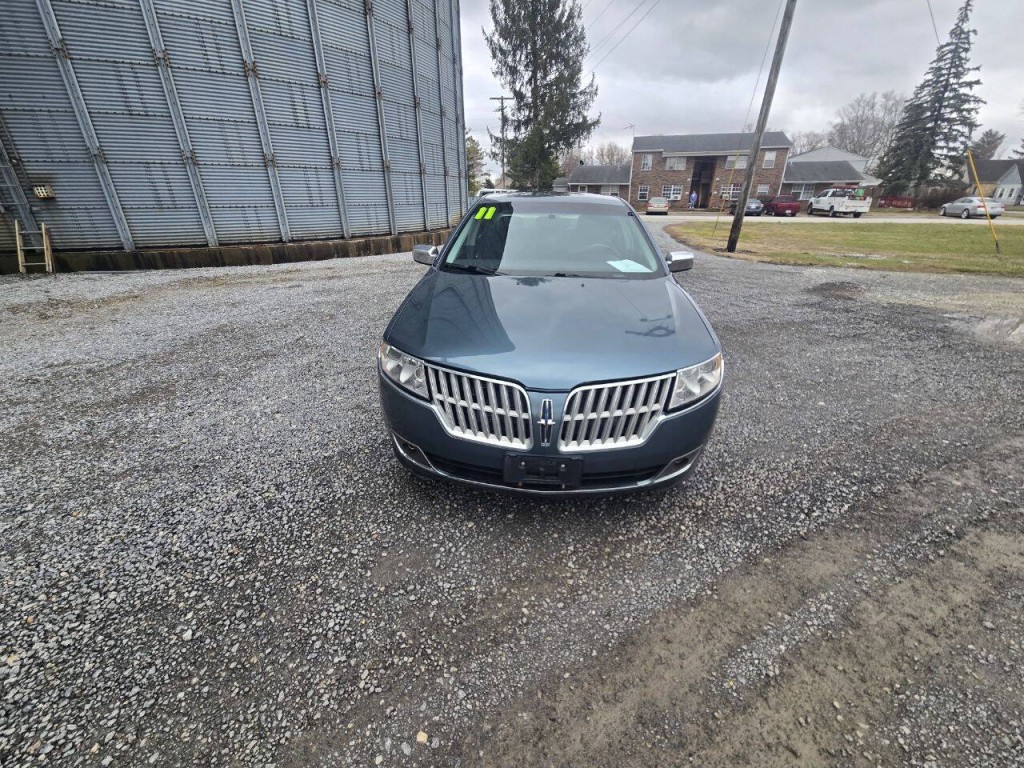 2011 Lincoln MKZ Image 4