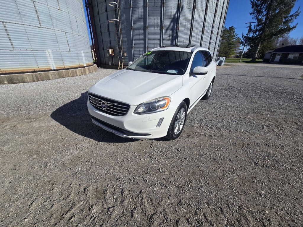 2016 Volvo XC60 Image 3
