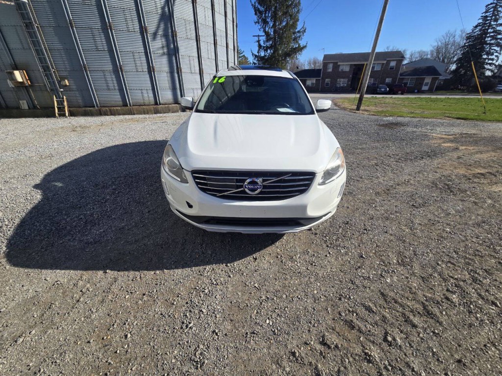 2016 Volvo XC60 Image 4