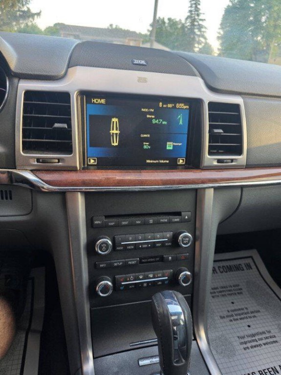 2010 Lincoln MKZ Image 7
