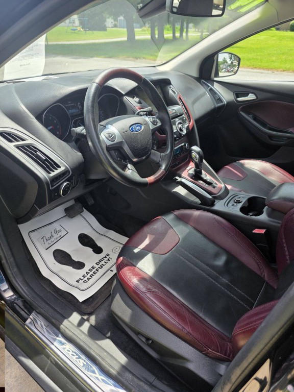2012 Ford Focus Image 8