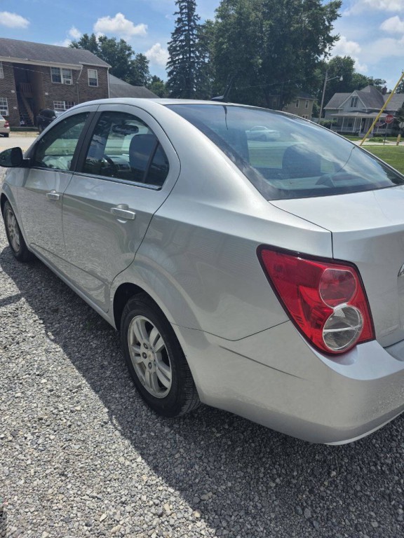 2012 Chevrolet Sonic Image 6