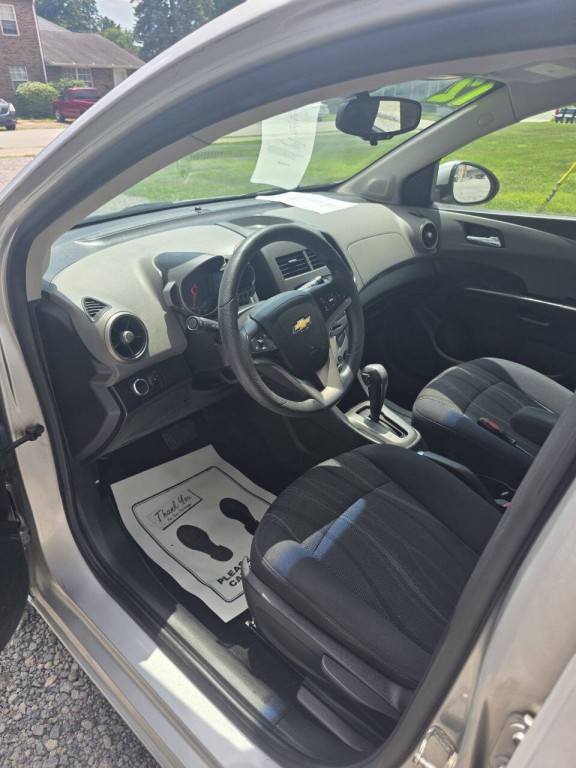 2012 Chevrolet Sonic Image 9