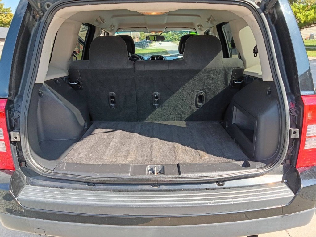 2016 Jeep Patriot Image 14