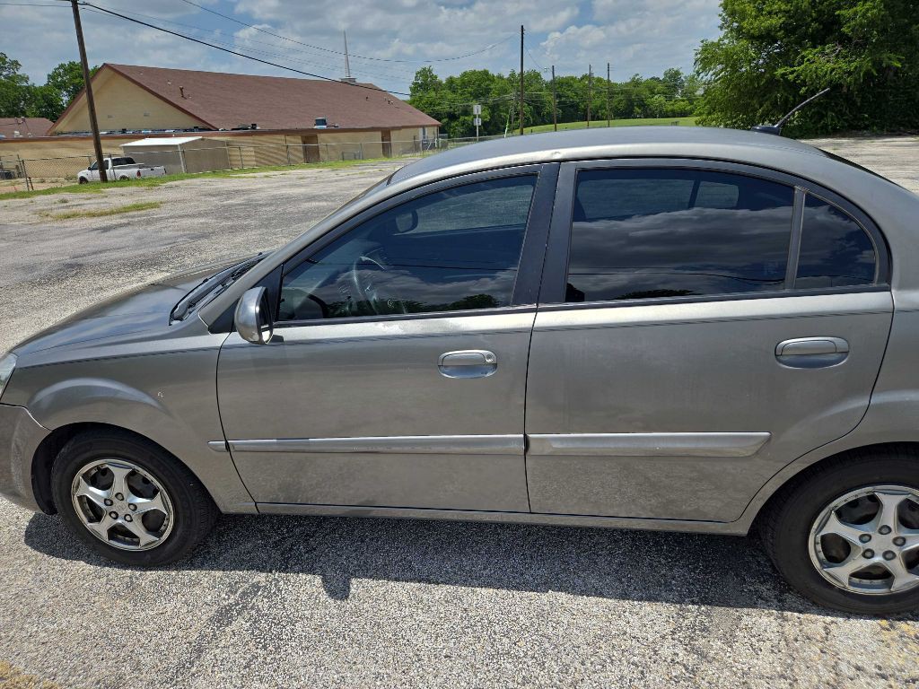 2011 Kia Rio Image 1