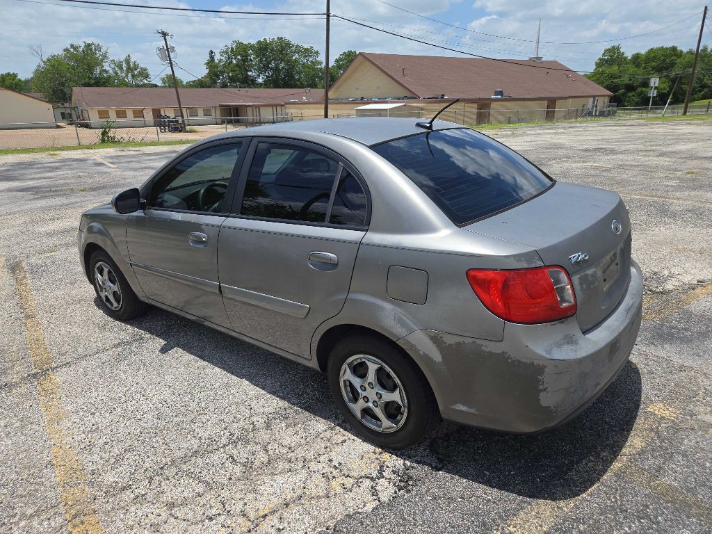 2011 Kia Rio Image 2