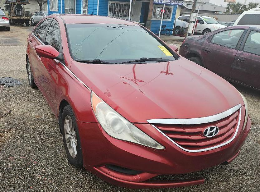 2011 Hyundai Sonata Image 2