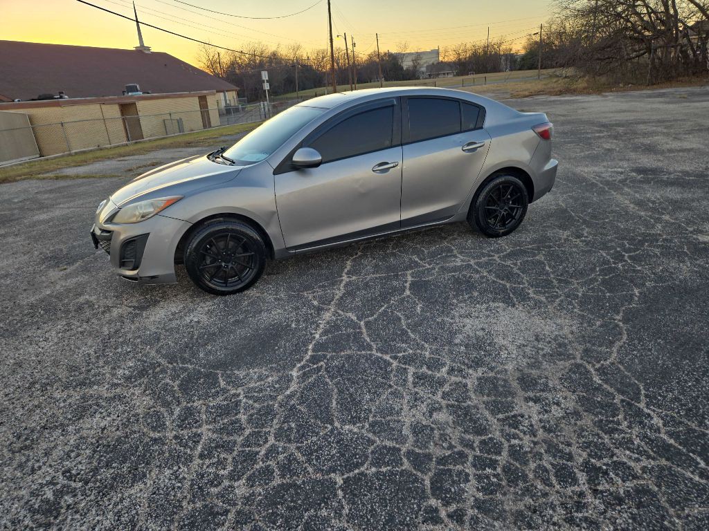 2010 Mazda Mazda3 Image 1