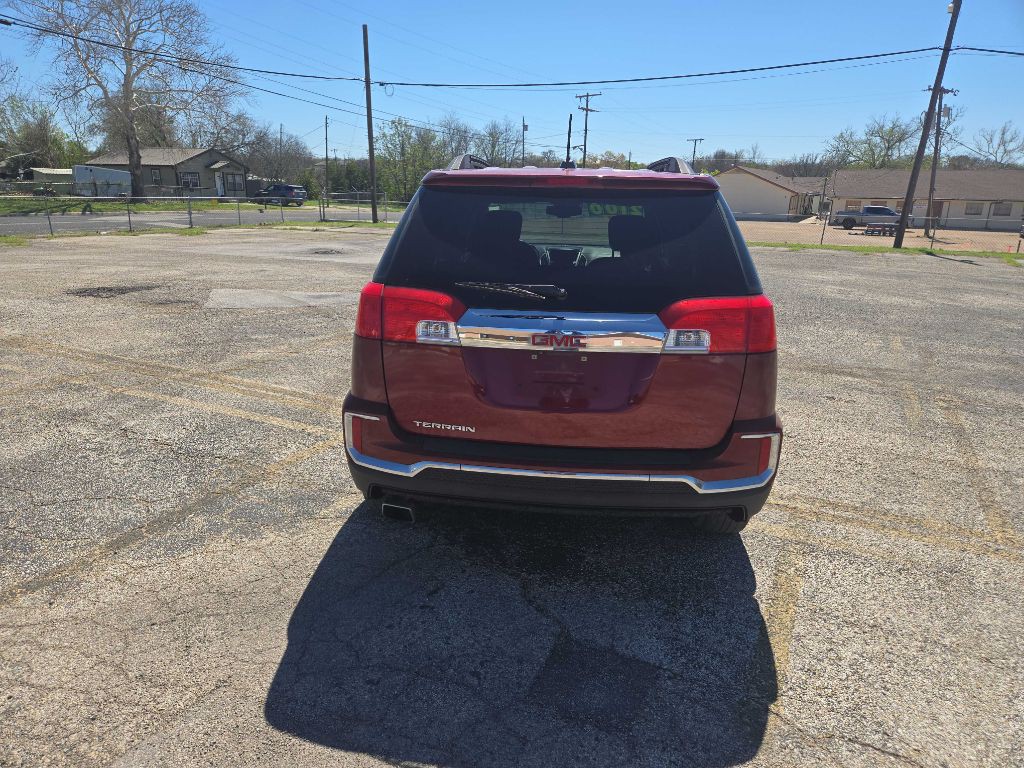 2016 GMC Terrain Image 2