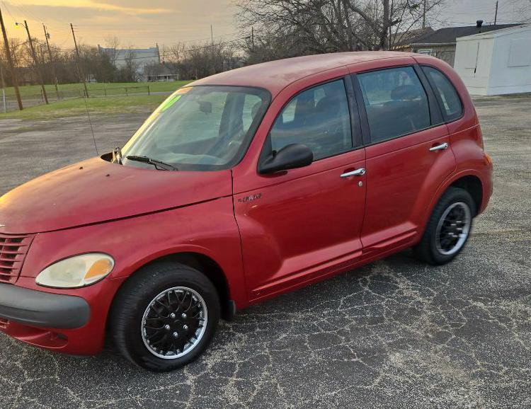 2003 Chrysler PT Cruiser Image 2