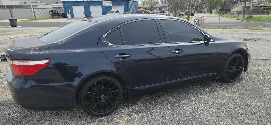 2008 Lexus LS Image 2