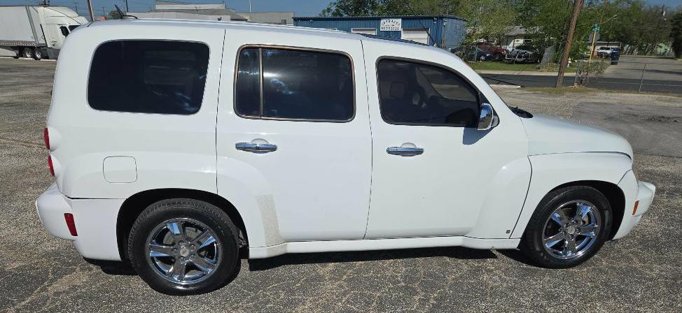 2008 Chevrolet HHR Image 2