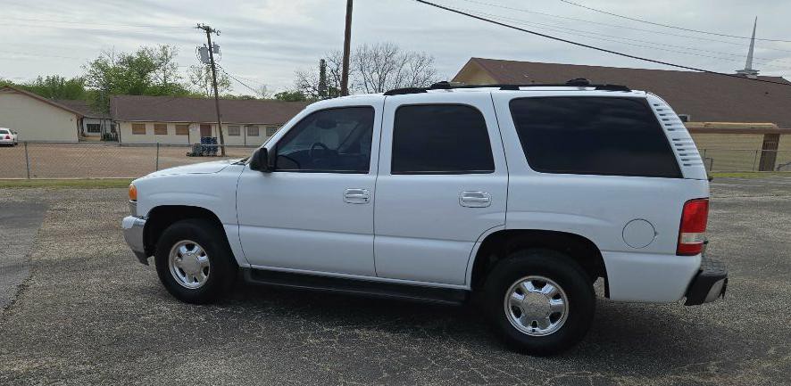 2003 GMC Yukon Image 1