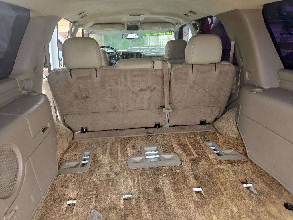 2003 GMC Yukon Image 9