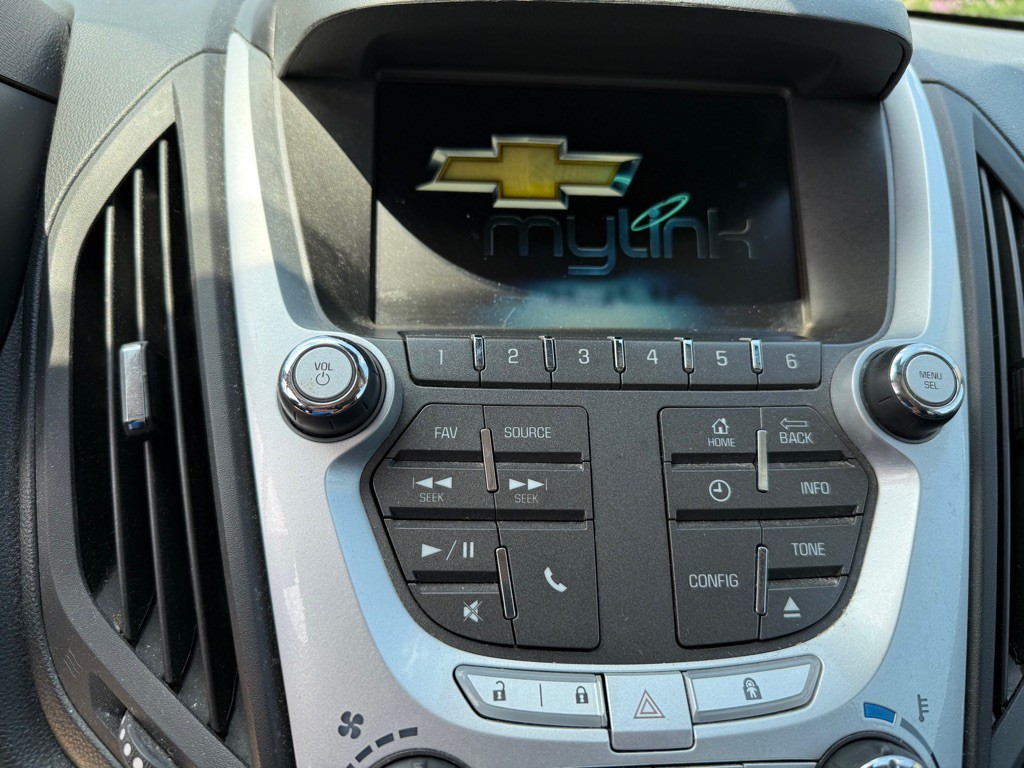 2015 Chevrolet Equinox Image 8