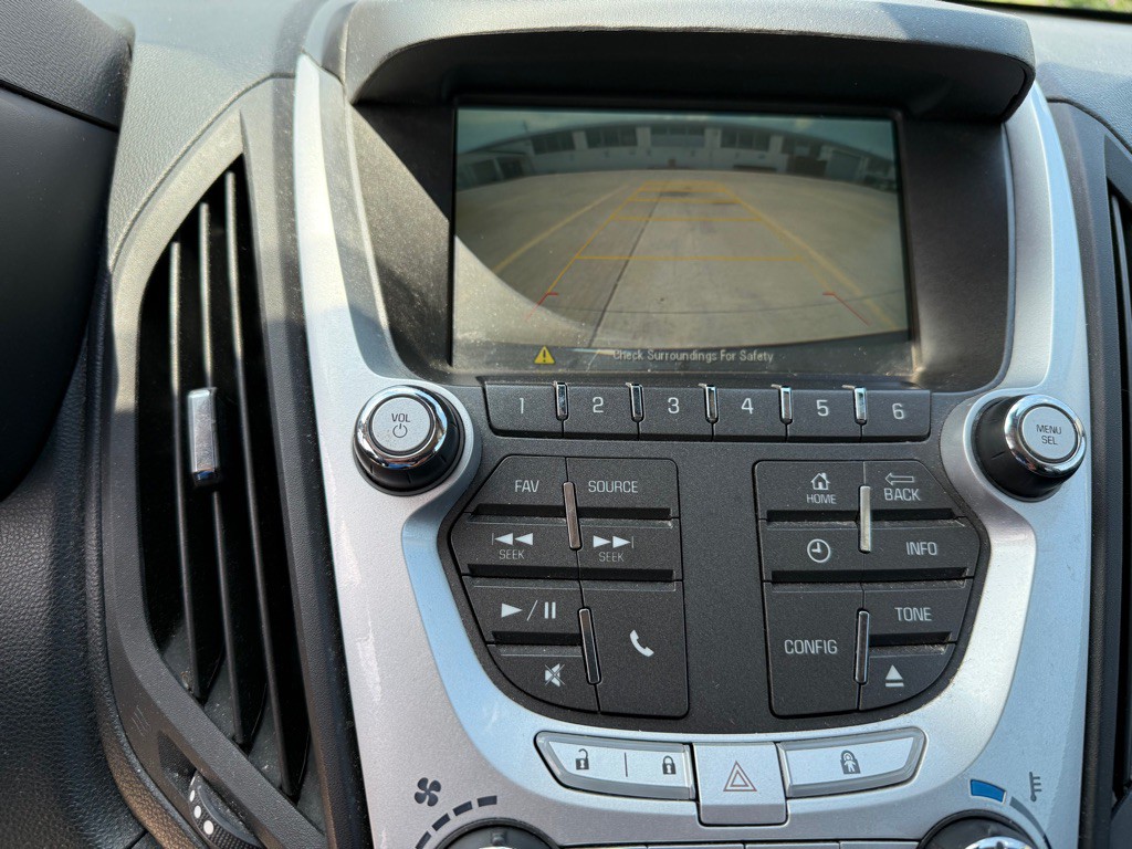 2015 Chevrolet Equinox Image 9