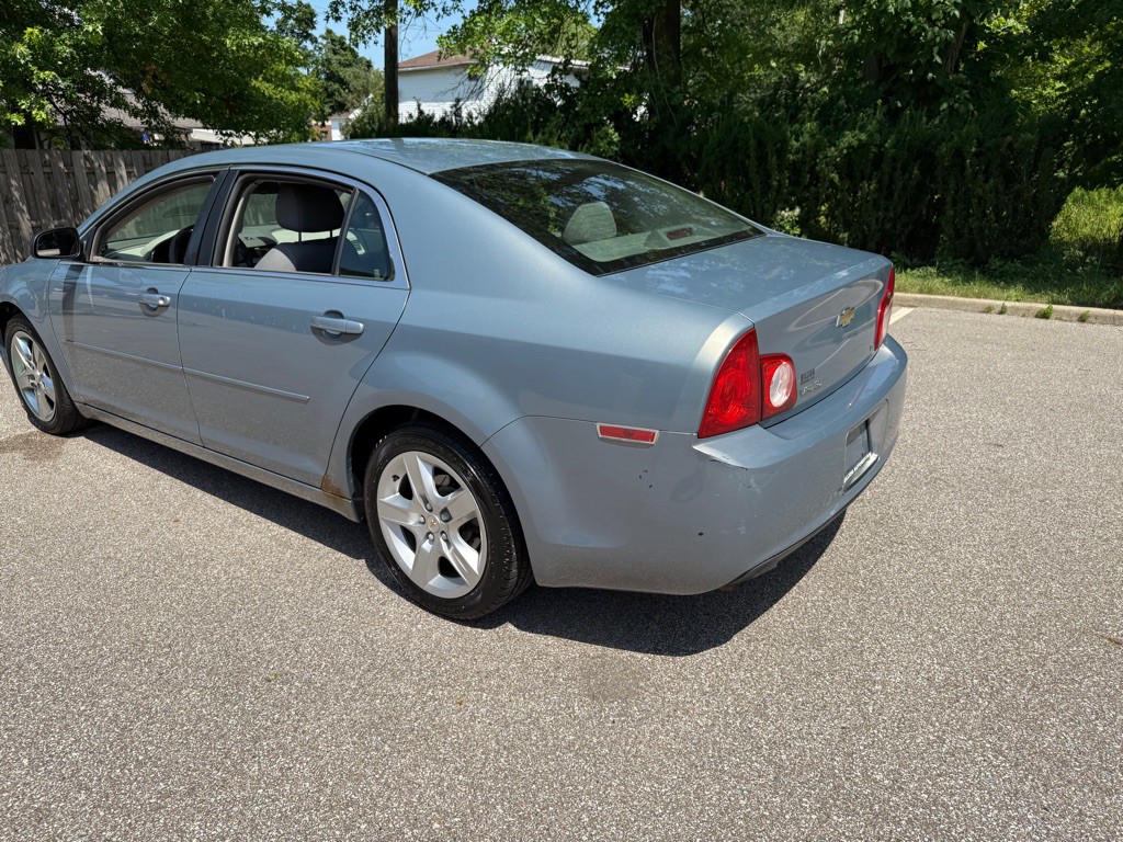 2009 Chevrolet Malibu Image 3