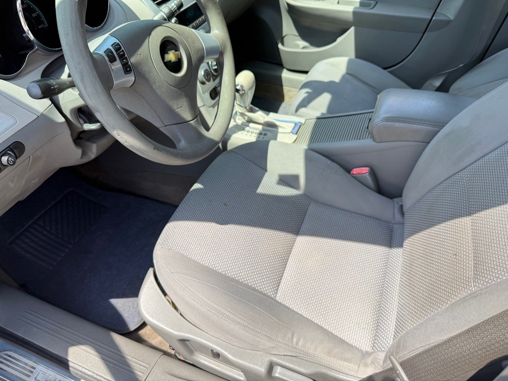 2009 Chevrolet Malibu Image 10